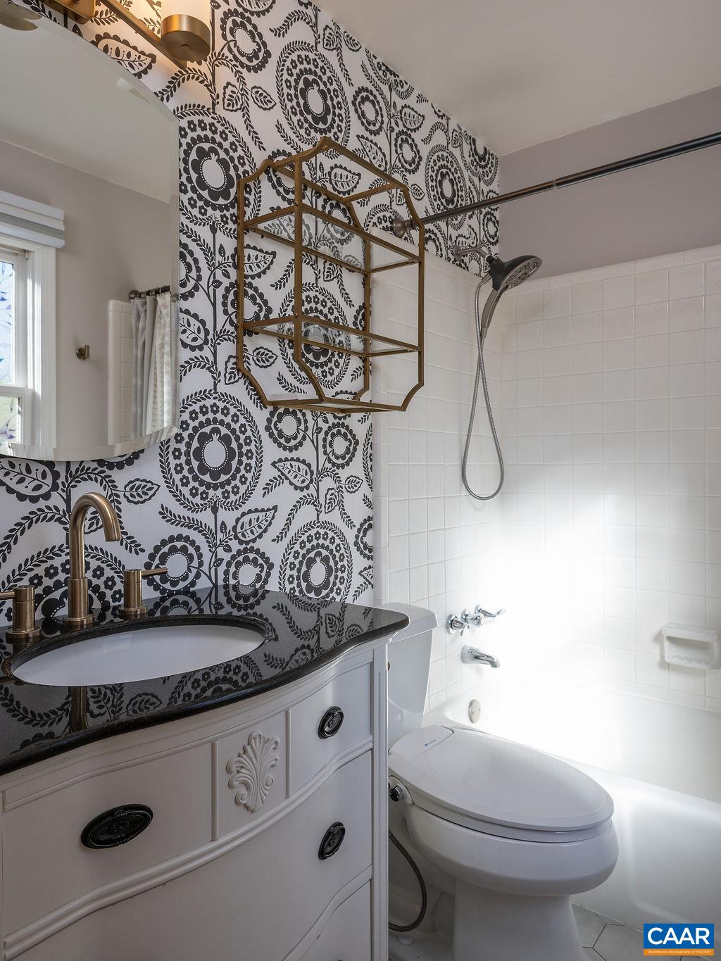 409 WESTMORELAND CT, CHARLOTTESVILLE, Virginia 22901, 4 Bedrooms Bedrooms, ,3 BathroomsBathrooms,Residential,409 WESTMORELAND CT,675259 MLS # 675259