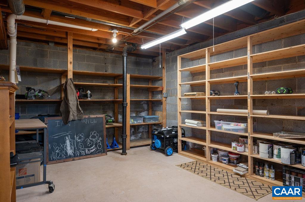 409 WESTMORELAND CT, CHARLOTTESVILLE, Virginia 22901, 4 Bedrooms Bedrooms, ,3 BathroomsBathrooms,Residential,409 WESTMORELAND CT,675259 MLS # 675259