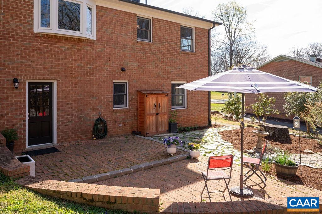 409 WESTMORELAND CT, CHARLOTTESVILLE, Virginia 22901, 4 Bedrooms Bedrooms, ,3 BathroomsBathrooms,Residential,409 WESTMORELAND CT,675259 MLS # 675259