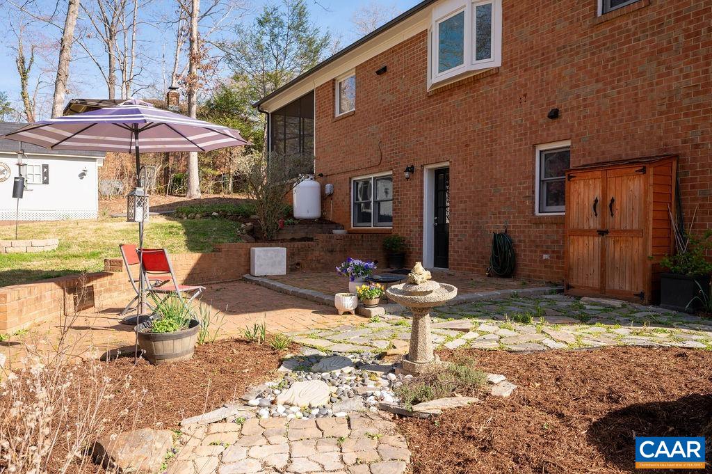 409 WESTMORELAND CT, CHARLOTTESVILLE, Virginia 22901, 4 Bedrooms Bedrooms, ,3 BathroomsBathrooms,Residential,409 WESTMORELAND CT,675259 MLS # 675259