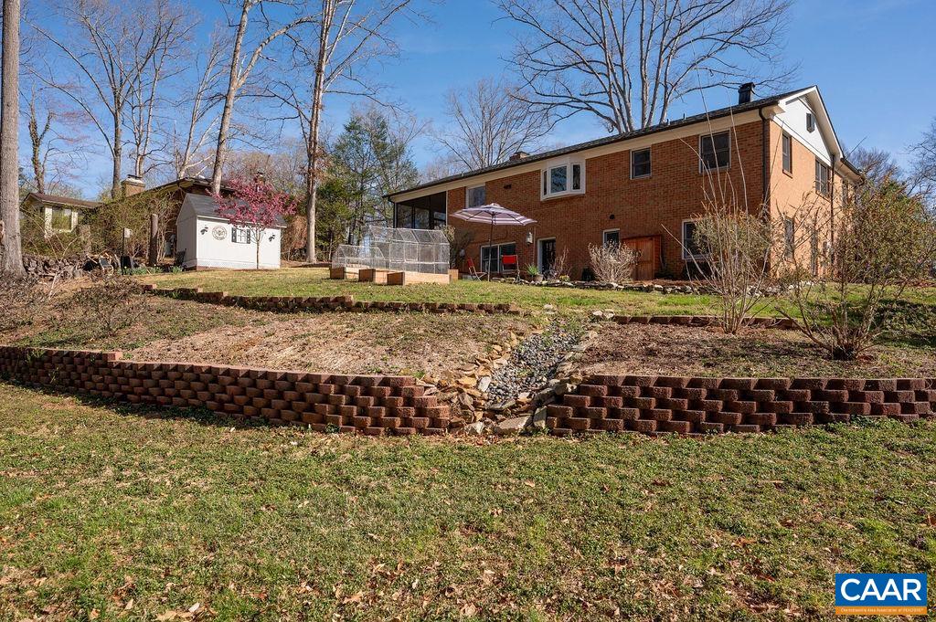 409 WESTMORELAND CT, CHARLOTTESVILLE, Virginia 22901, 4 Bedrooms Bedrooms, ,3 BathroomsBathrooms,Residential,409 WESTMORELAND CT,675259 MLS # 675259