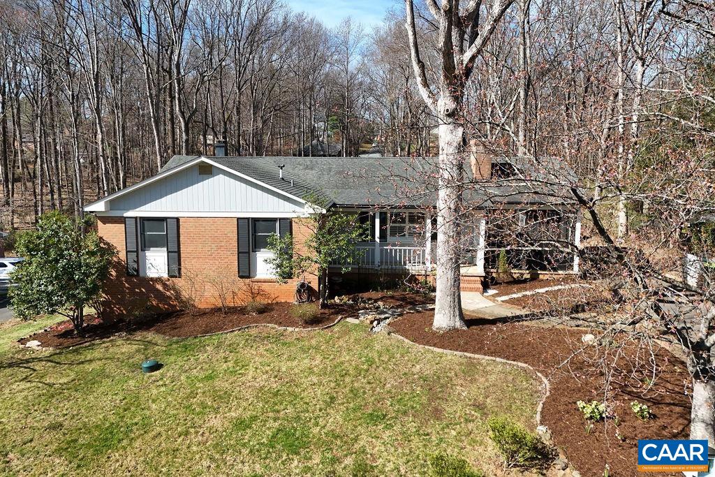 409 WESTMORELAND CT, CHARLOTTESVILLE, Virginia 22901, 4 Bedrooms Bedrooms, ,3 BathroomsBathrooms,Residential,409 WESTMORELAND CT,675259 MLS # 675259