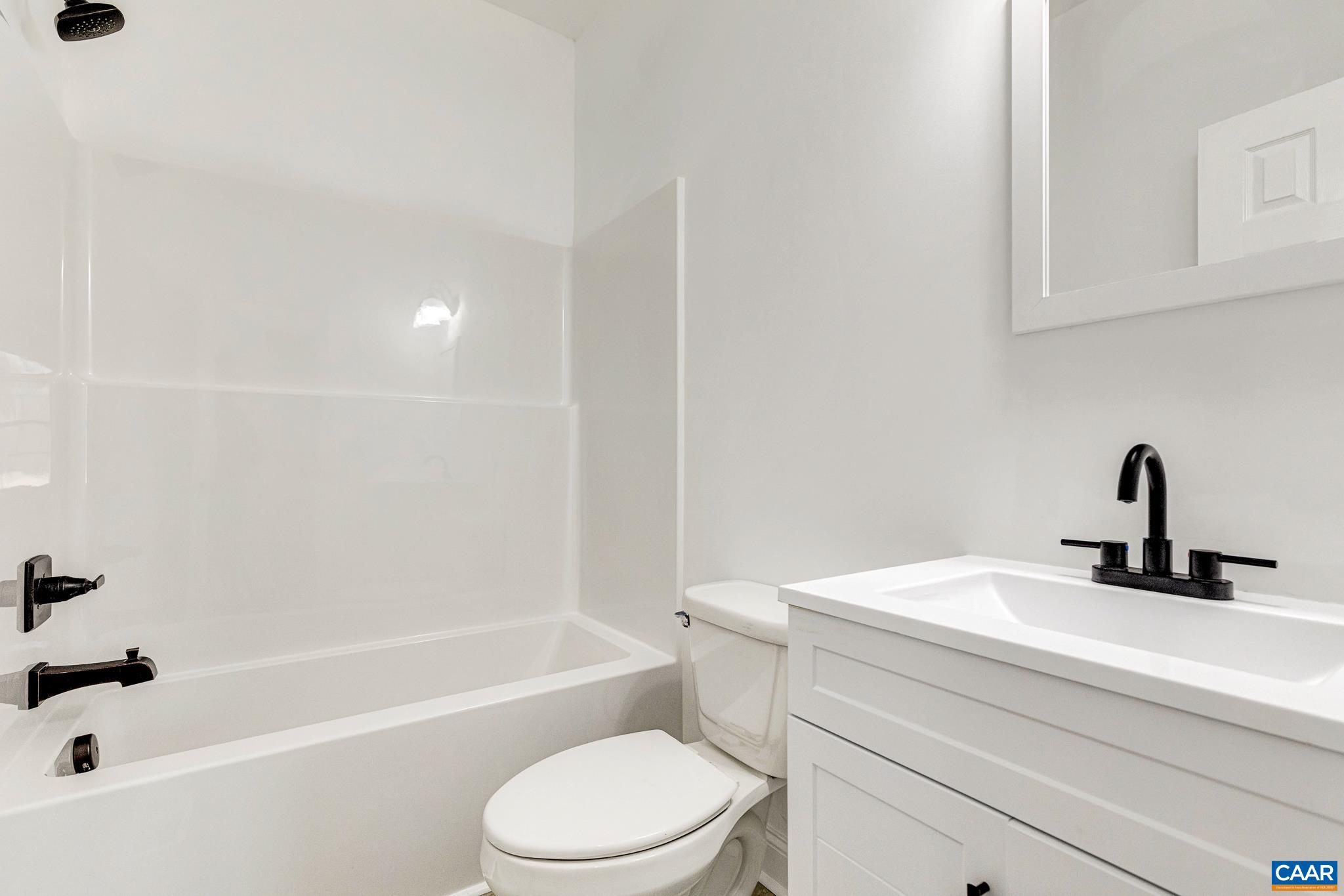 6682 COURTHOUSE RD, LOUISA, Virginia 23093, 3 Bedrooms Bedrooms, ,2 BathroomsBathrooms,Residential,6682 COURTHOUSE RD,675261 MLS # 675261