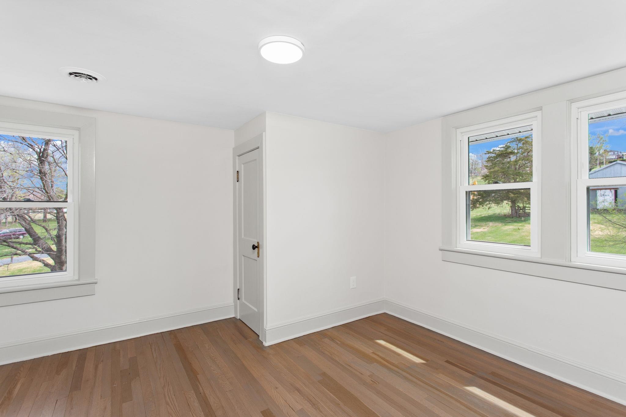 12204 DAPHNA RD, BROADWAY, Virginia 22815, 3 Bedrooms Bedrooms, ,2 BathroomsBathrooms,Residential,12204 DAPHNA RD,675266 MLS # 675266