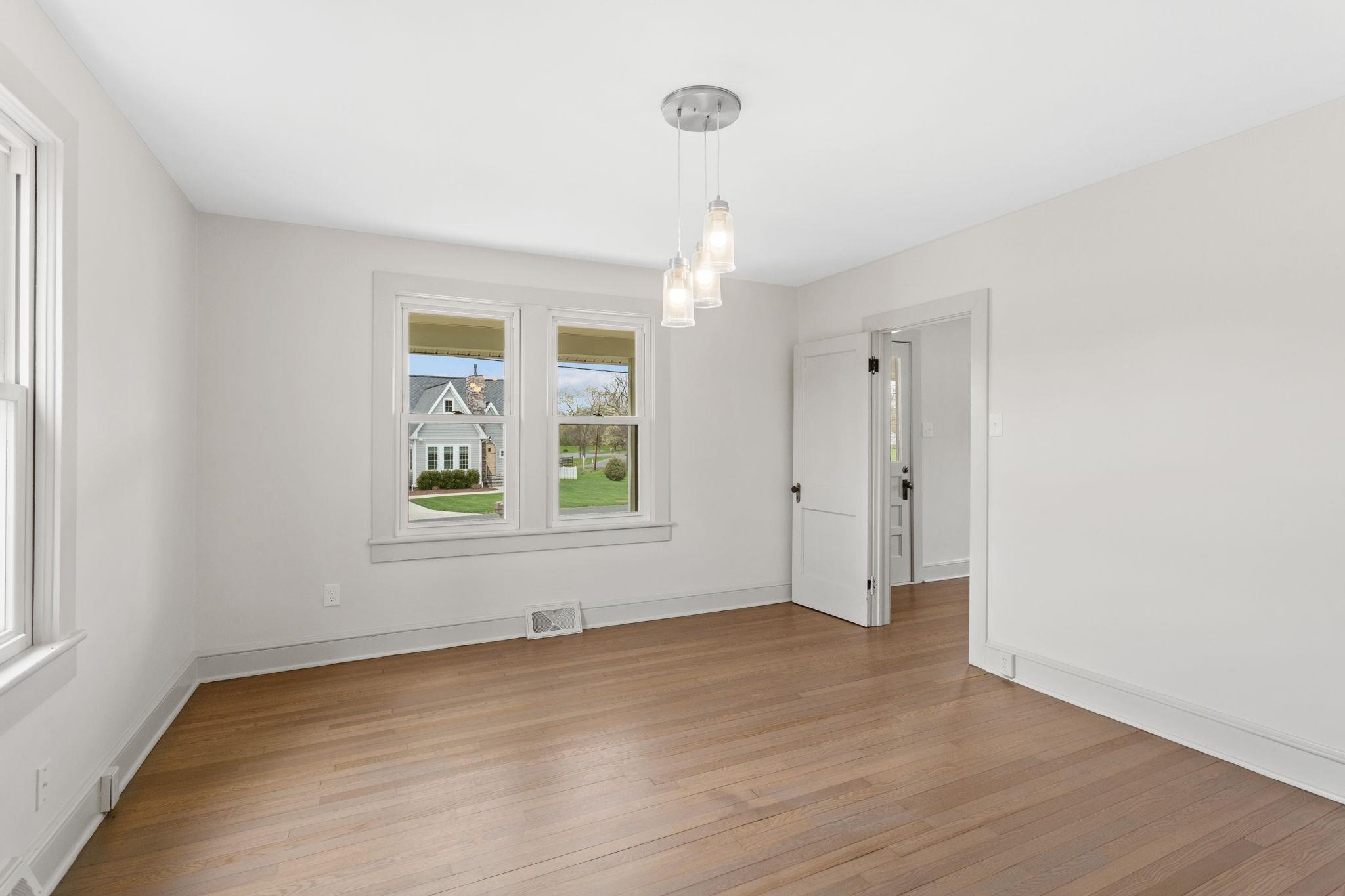 12204 DAPHNA RD, BROADWAY, Virginia 22815, 3 Bedrooms Bedrooms, ,2 BathroomsBathrooms,Residential,12204 DAPHNA RD,675266 MLS # 675266