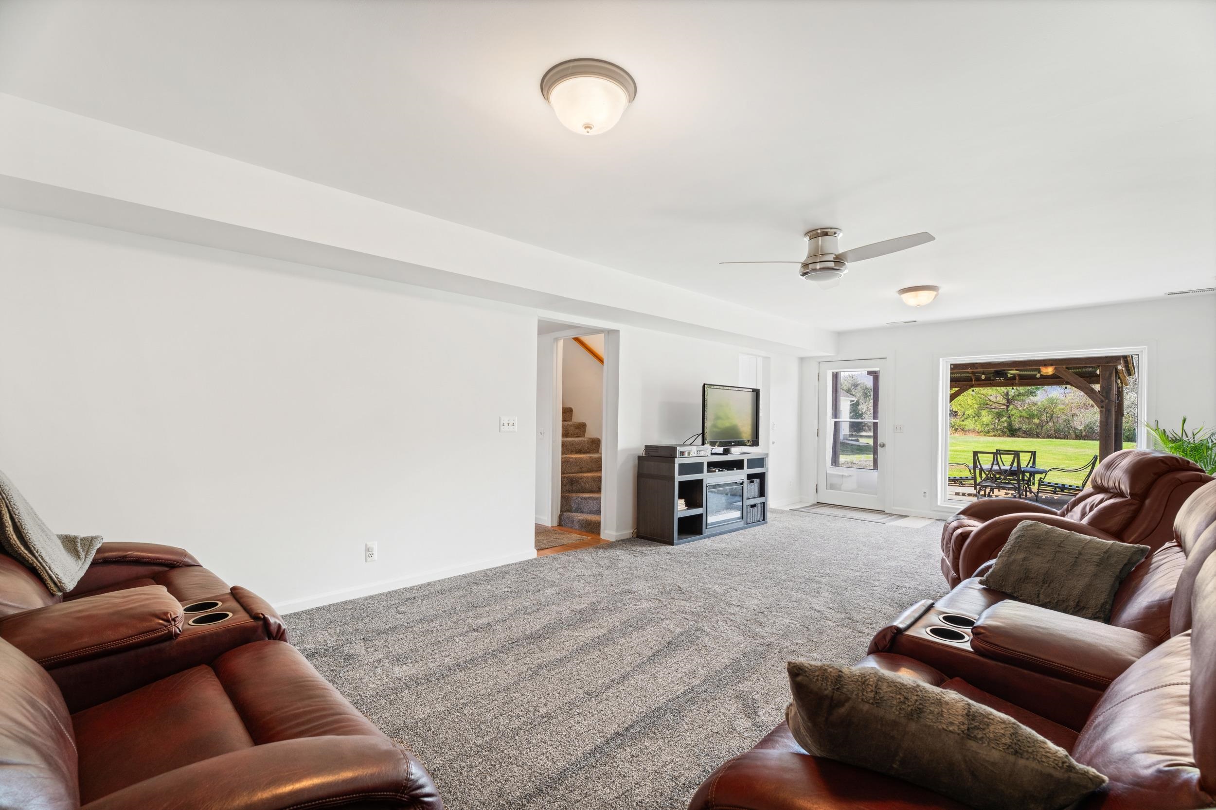 188 FRANCE CROSSING, AFTON, Virginia 22920, 5 Bedrooms Bedrooms, ,3 BathroomsBathrooms,Residential,188 FRANCE CROSSING,675267 MLS # 675267