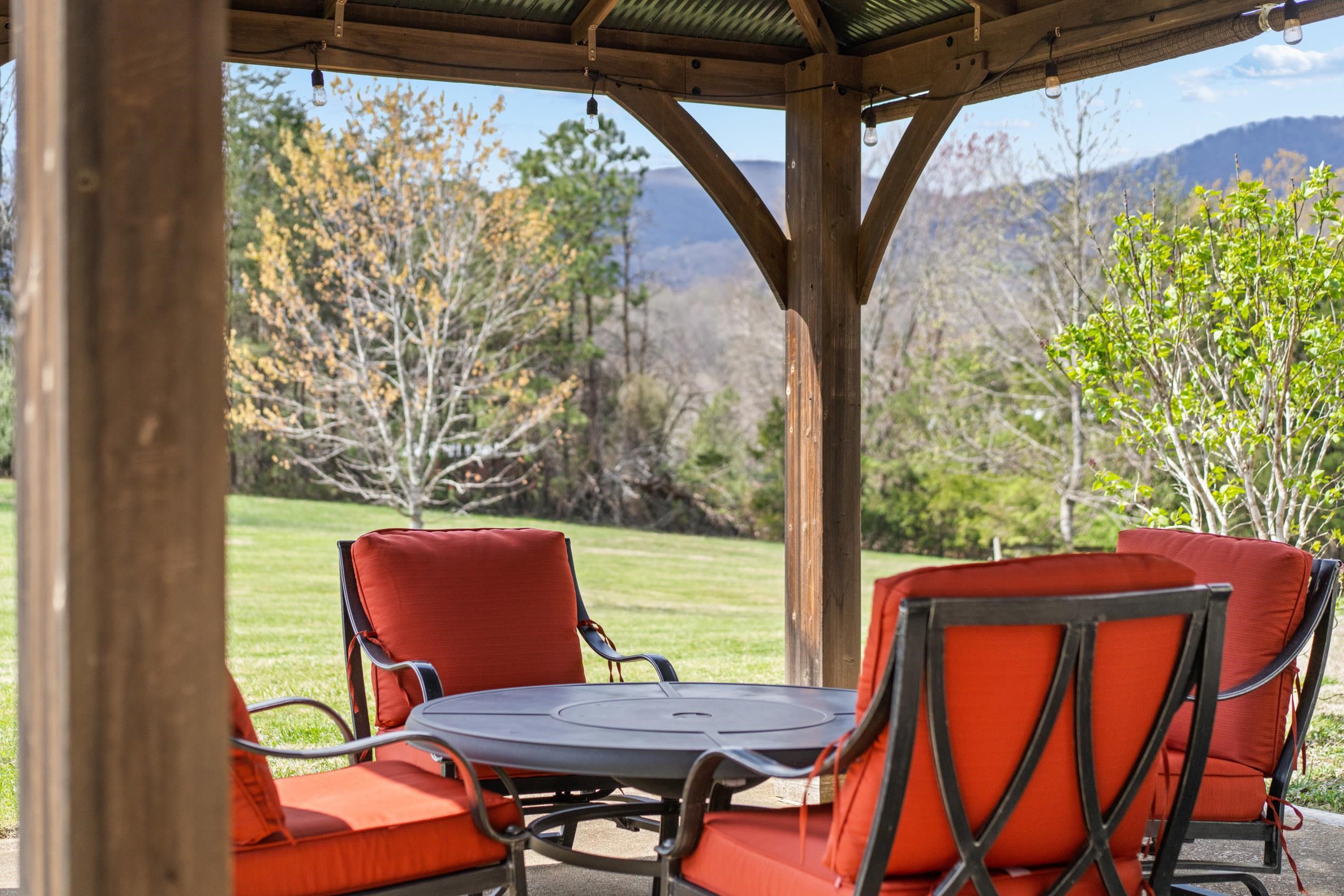 188 FRANCE CROSSING, AFTON, Virginia 22920, 5 Bedrooms Bedrooms, ,3 BathroomsBathrooms,Residential,188 FRANCE CROSSING,675267 MLS # 675267