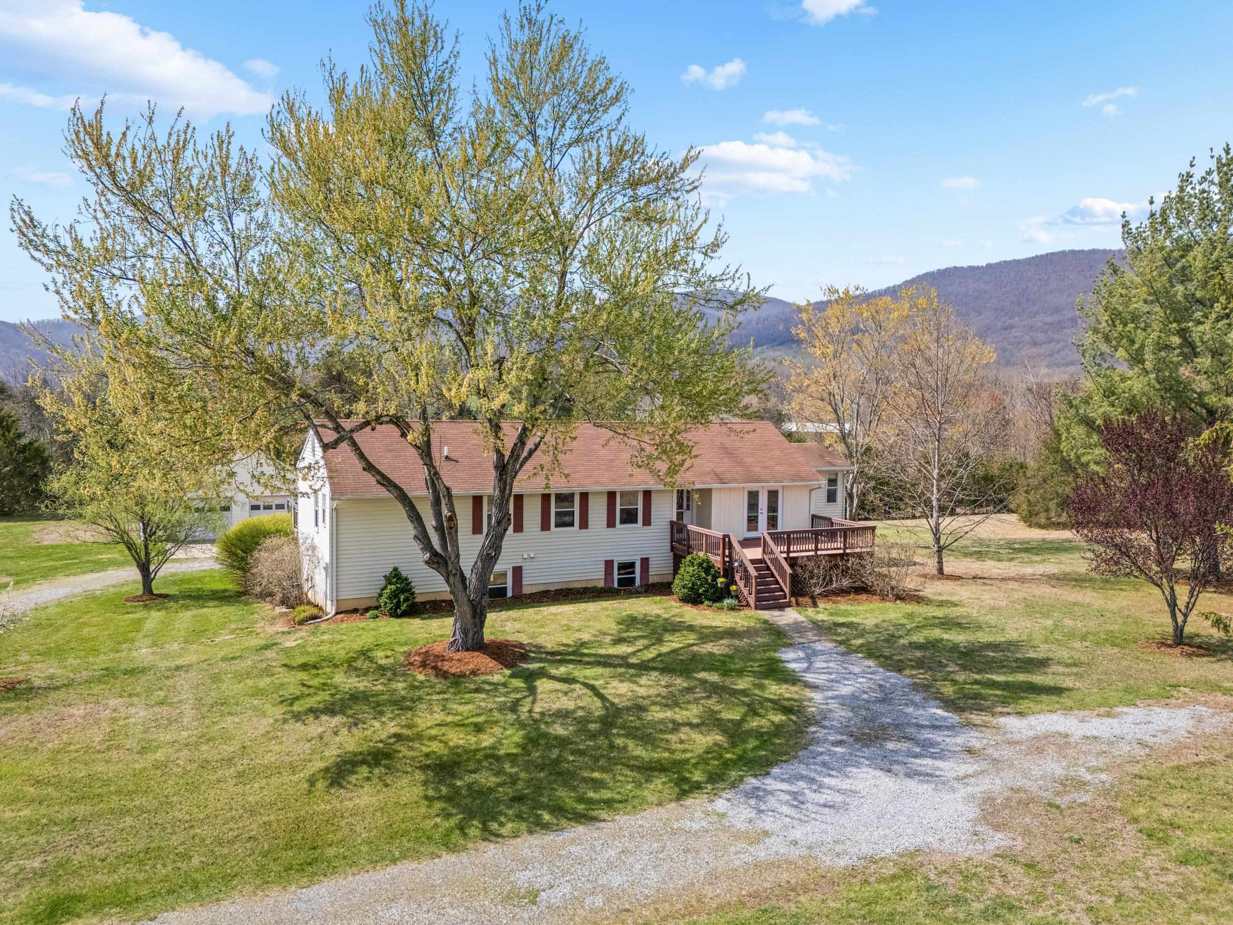 188 FRANCE CROSSING, AFTON, Virginia 22920, 5 Bedrooms Bedrooms, ,3 BathroomsBathrooms,Residential,188 FRANCE CROSSING,675267 MLS # 675267