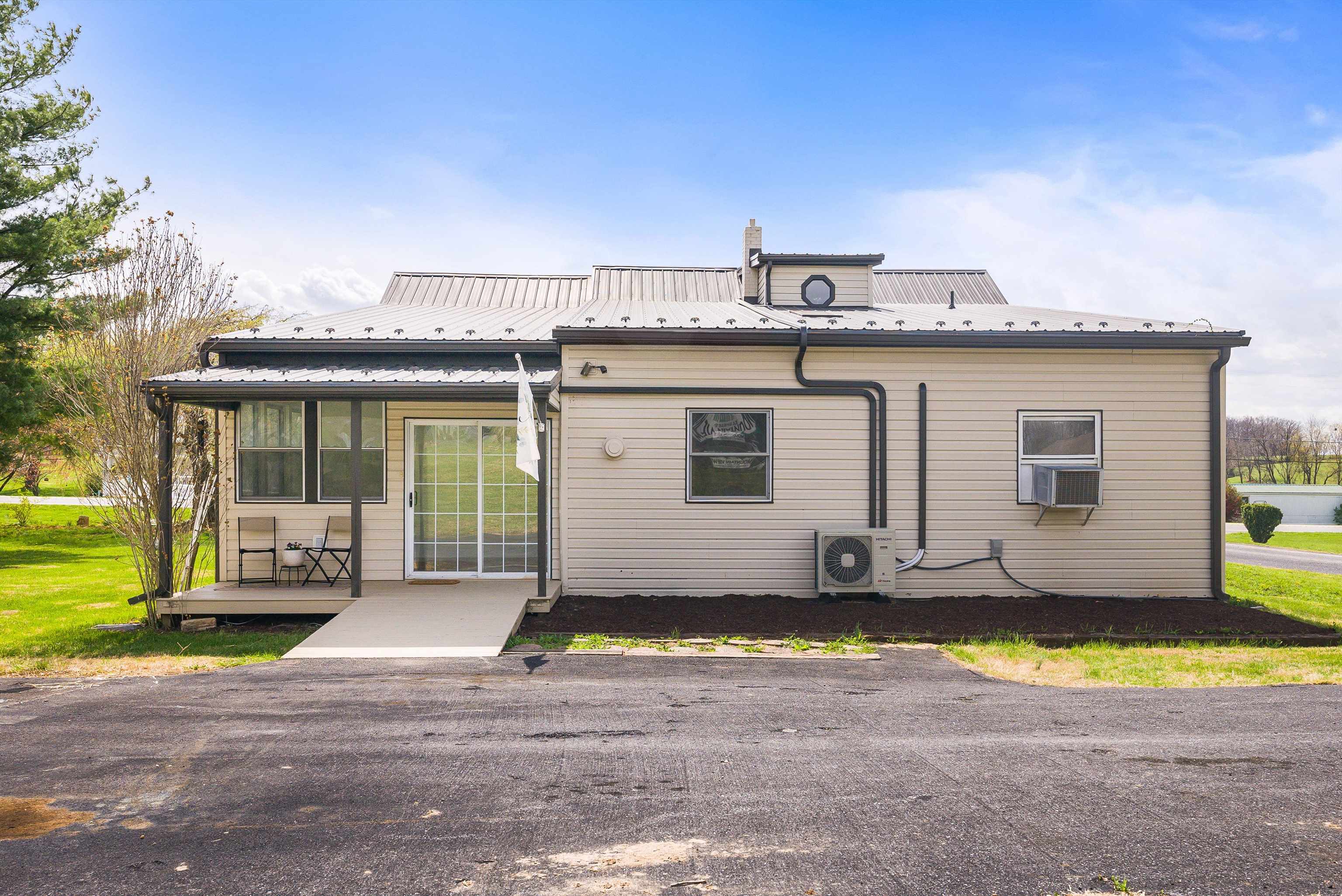 15 ROMAINE LN, STUARTS DRAFT, Virginia 24477, 3 Bedrooms Bedrooms, ,2 BathroomsBathrooms,Residential,15 ROMAINE LN,675270 MLS # 675270