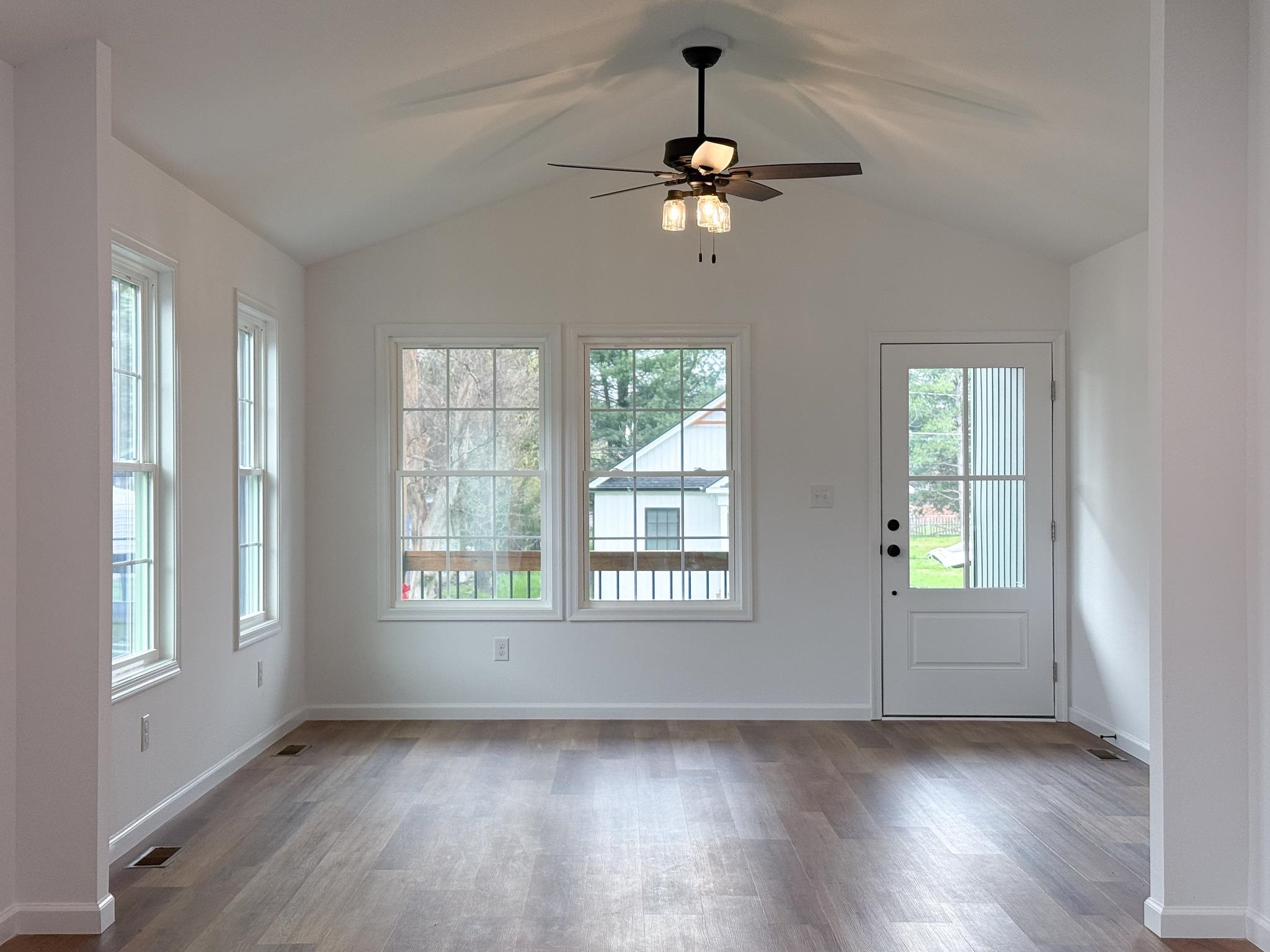 1710 BIRCH AVE, BUENA VISTA, Virginia 24416, 3 Bedrooms Bedrooms, ,2 BathroomsBathrooms,Residential,1710 BIRCH AVE,675276 MLS # 675276