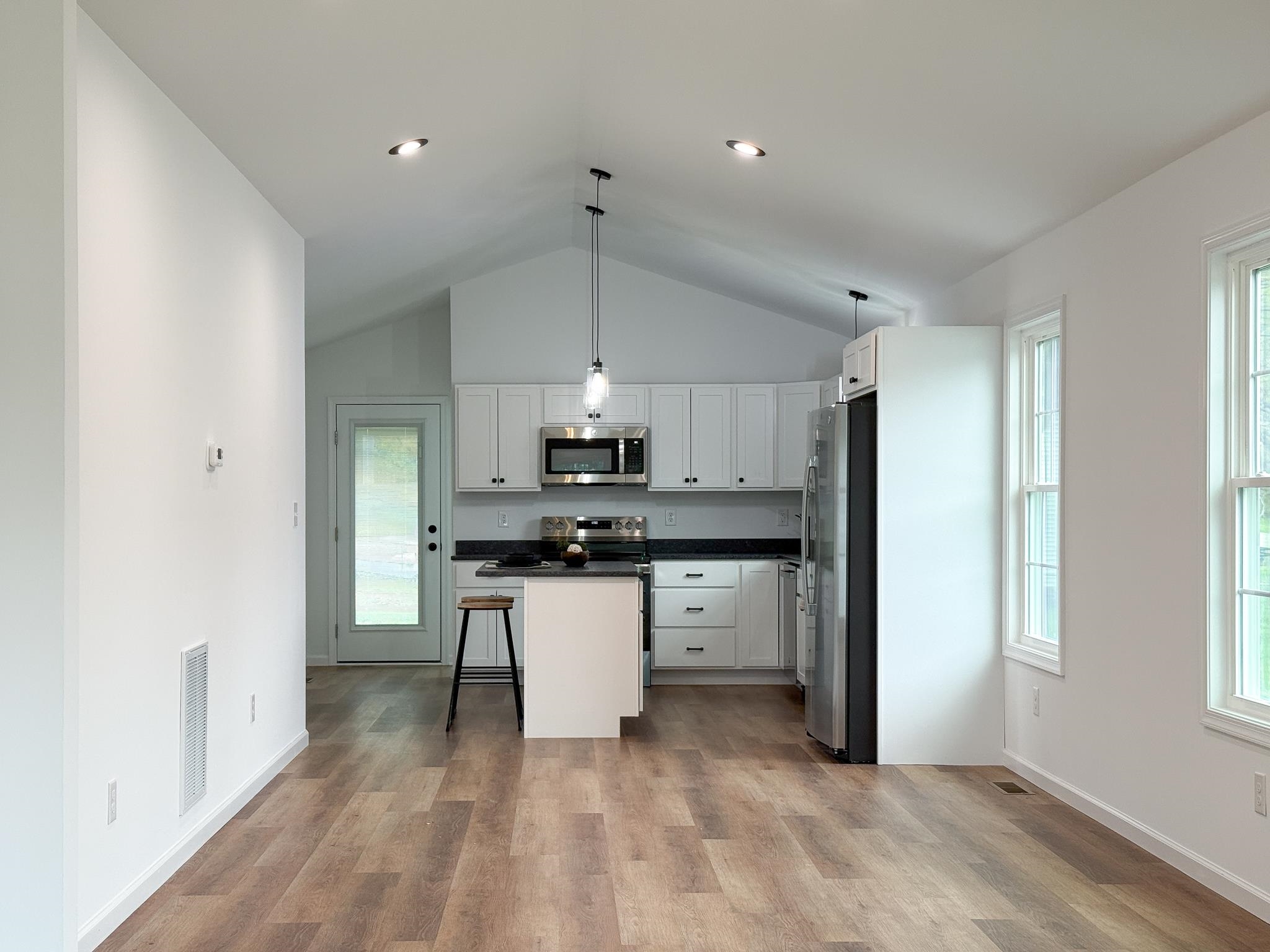 1710 BIRCH AVE, BUENA VISTA, Virginia 24416, 3 Bedrooms Bedrooms, ,2 BathroomsBathrooms,Residential,1710 BIRCH AVE,675276 MLS # 675276