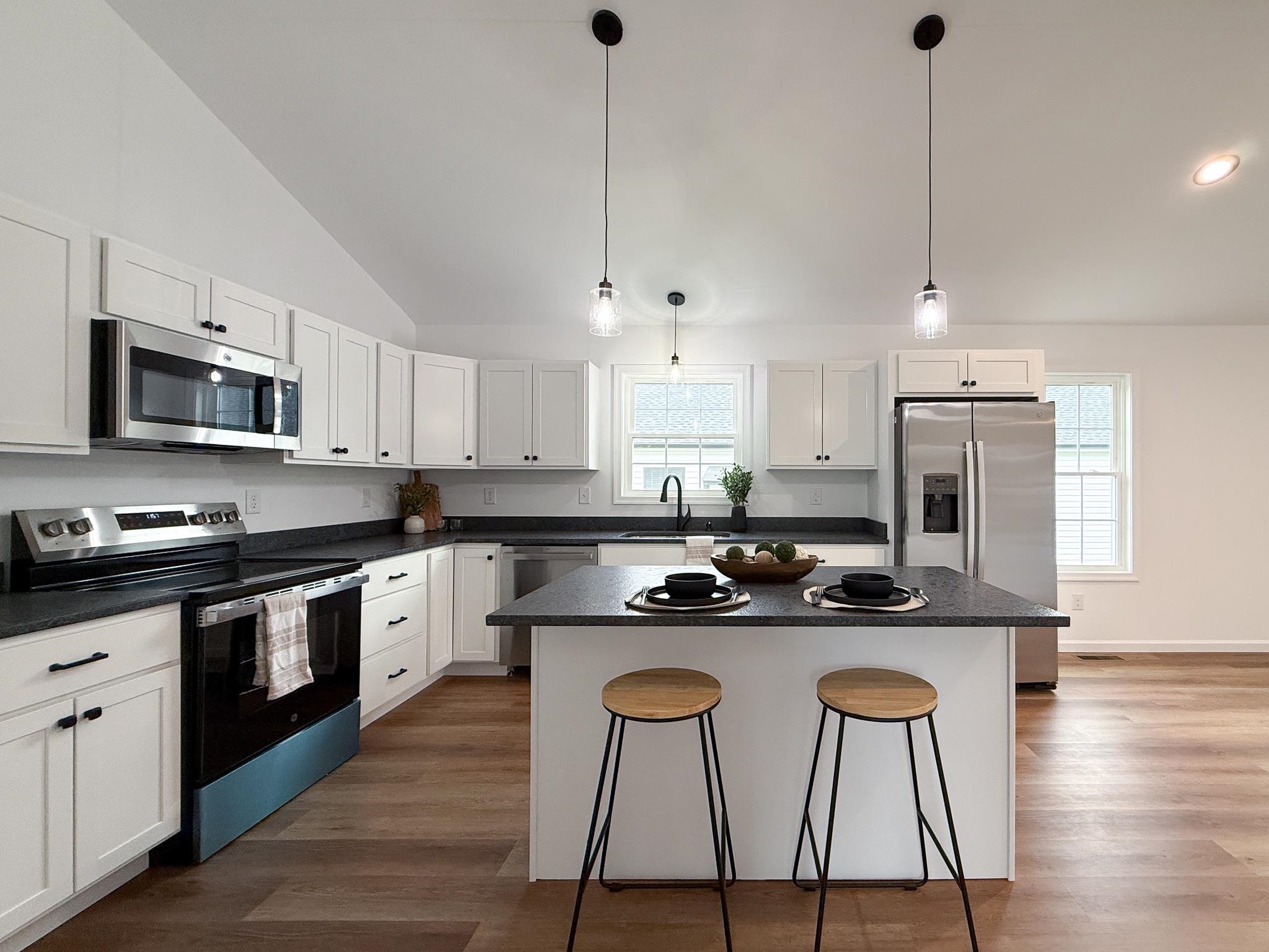 1710 BIRCH AVE, BUENA VISTA, Virginia 24416, 3 Bedrooms Bedrooms, ,2 BathroomsBathrooms,Residential,1710 BIRCH AVE,675276 MLS # 675276