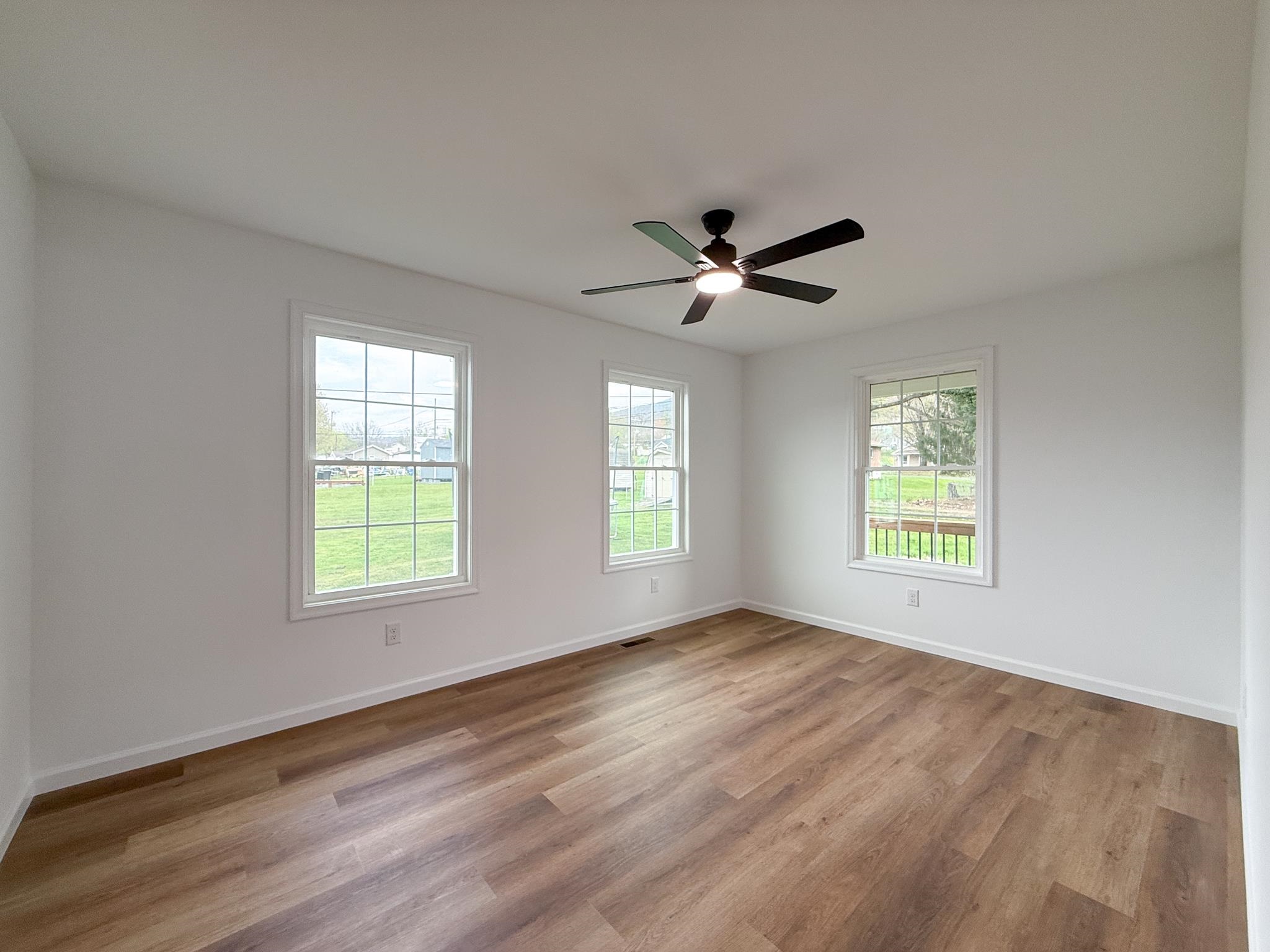 1710 BIRCH AVE, BUENA VISTA, Virginia 24416, 3 Bedrooms Bedrooms, ,2 BathroomsBathrooms,Residential,1710 BIRCH AVE,675276 MLS # 675276