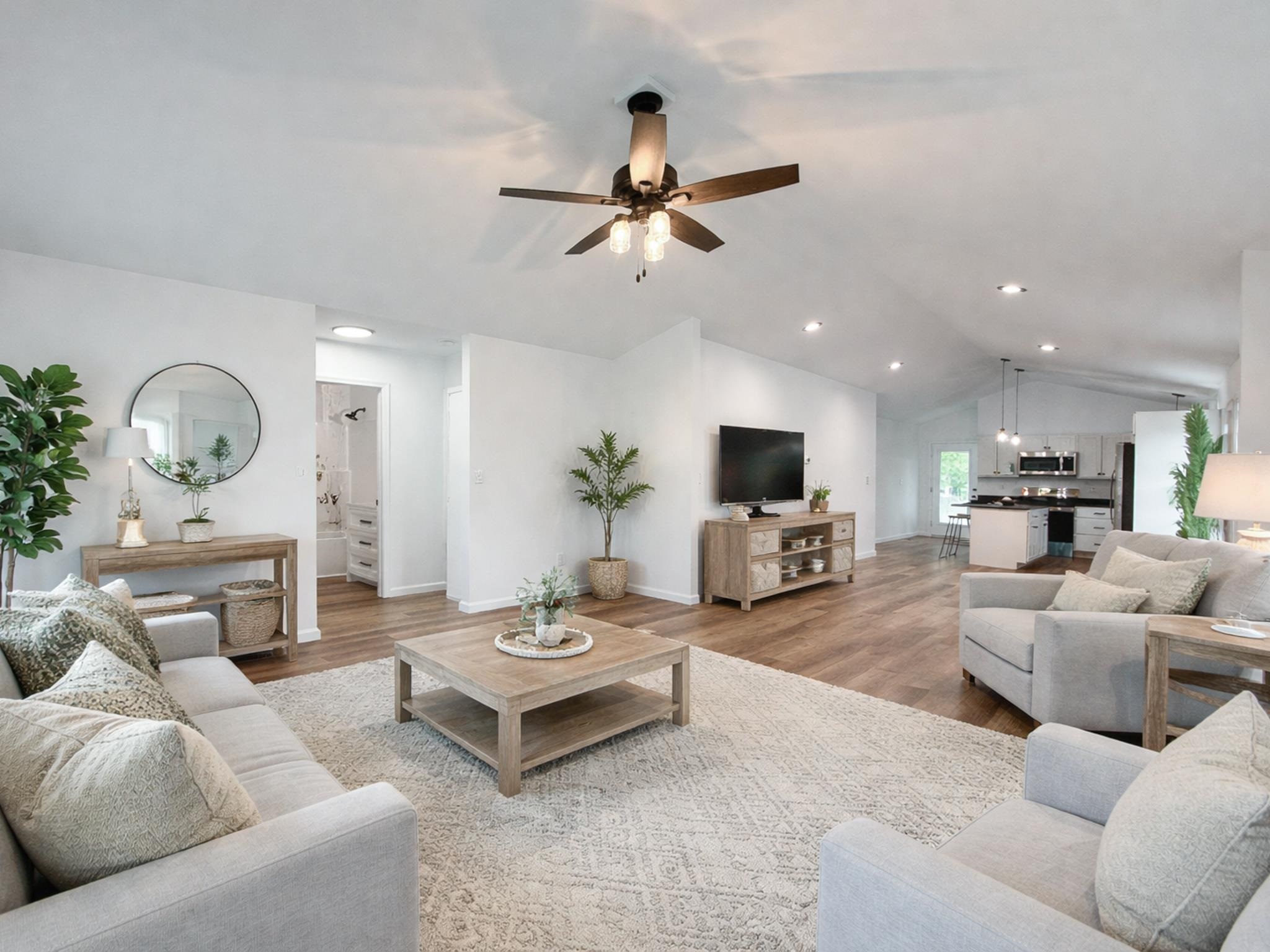 1710 BIRCH AVE, BUENA VISTA, Virginia 24416, 3 Bedrooms Bedrooms, ,2 BathroomsBathrooms,Residential,1710 BIRCH AVE,675276 MLS # 675276