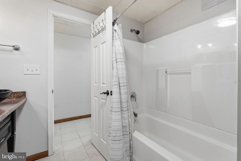 10292 CLIFF MILLS RD, MARSHALL, Virginia, 3 Bedrooms Bedrooms, ,3 BathroomsBathrooms,Residential,10292 CLIFF MILLS RD,VAFQ2020574 MLS # VAFQ2020574