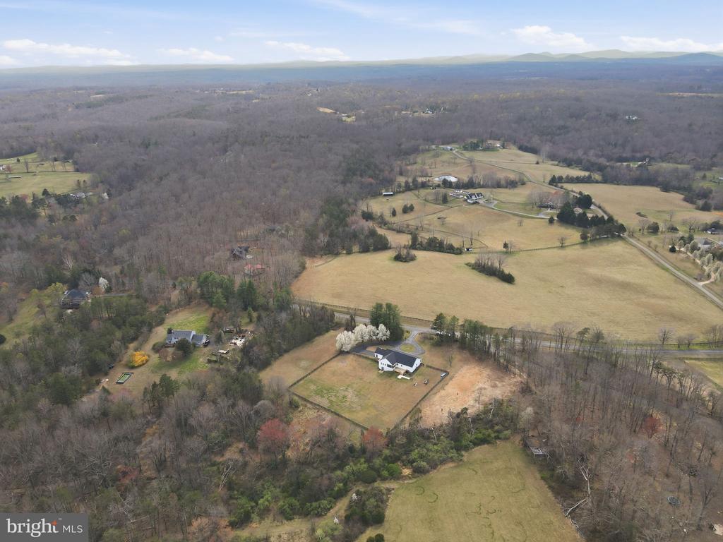 10292 CLIFF MILLS RD, MARSHALL, Virginia, 3 Bedrooms Bedrooms, ,3 BathroomsBathrooms,Residential,10292 CLIFF MILLS RD,VAFQ2020574 MLS # VAFQ2020574