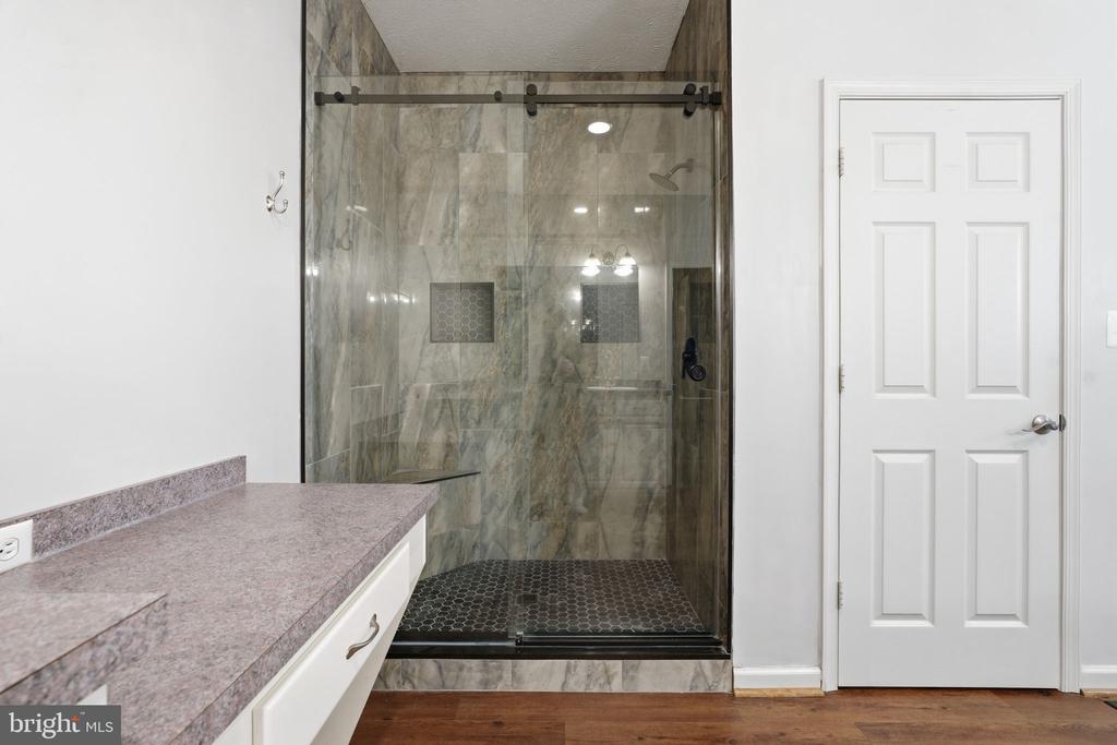 10292 CLIFF MILLS RD, MARSHALL, Virginia, 3 Bedrooms Bedrooms, ,3 BathroomsBathrooms,Residential,10292 CLIFF MILLS RD,VAFQ2020574 MLS # VAFQ2020574