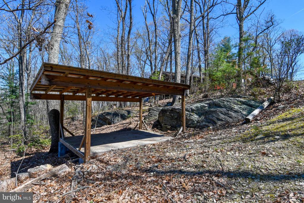 4562 QUAIL RUN DR, MARSHALL, Virginia 20115, 3 Bedrooms Bedrooms, ,2 BathroomsBathrooms,Residential,4562 QUAIL RUN DR,VAFQ2020758 MLS # VAFQ2020758