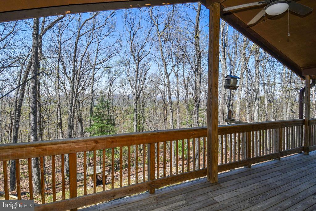 4562 QUAIL RUN DR, MARSHALL, Virginia 20115, 3 Bedrooms Bedrooms, ,2 BathroomsBathrooms,Residential,4562 QUAIL RUN DR,VAFQ2020758 MLS # VAFQ2020758