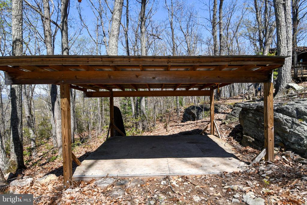 4562 QUAIL RUN DR, MARSHALL, Virginia 20115, 3 Bedrooms Bedrooms, ,2 BathroomsBathrooms,Residential,4562 QUAIL RUN DR,VAFQ2020758 MLS # VAFQ2020758