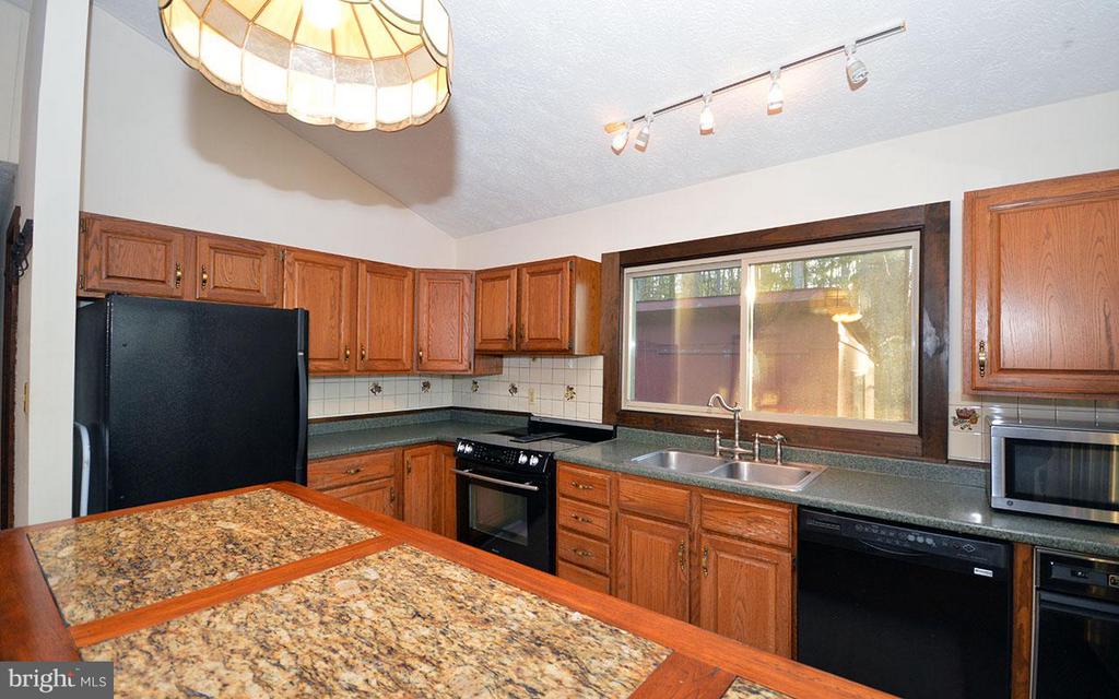 4562 QUAIL RUN DR, MARSHALL, Virginia, 3 Bedrooms Bedrooms, ,2 BathroomsBathrooms,Residential,4562 QUAIL RUN DR,VAFQ2020758 MLS # VAFQ2020758 4562 QUAIL RUN DR, MARSHALL, Virginia, 3 Bedrooms Bedrooms, ,2 BathroomsBathrooms,Residential,4562 QUAIL RUN DR,VAFQ2020758 MLS # VAFQ2020758