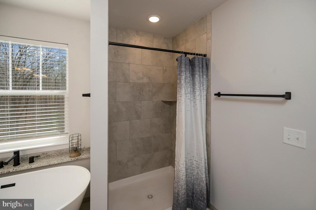 5509 BAZZANELLA DR, MINERAL, Virginia 23117, 4 Bedrooms Bedrooms, ,2 BathroomsBathrooms,Residential,5509 BAZZANELLA DR,VASP2040052 MLS # VASP2040052