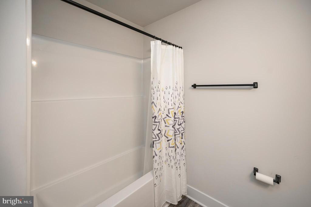 5509 BAZZANELLA DR, MINERAL, Virginia 23117, 4 Bedrooms Bedrooms, ,2 BathroomsBathrooms,Residential,5509 BAZZANELLA DR,VASP2040052 MLS # VASP2040052