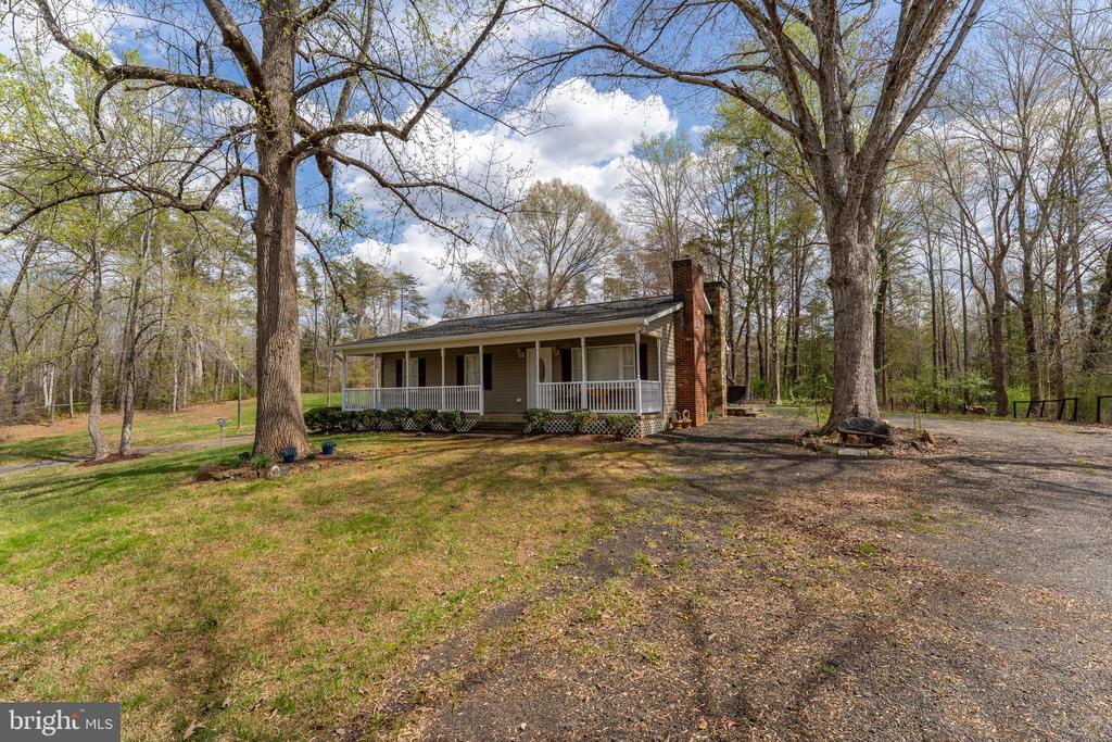 13217 UNION CHURCH RD, SUMERDUCK, Virginia, 3 Bedrooms Bedrooms, ,2 BathroomsBathrooms,Residential,13217 UNION CHURCH RD,VAFQ2021014 MLS # VAFQ2021014