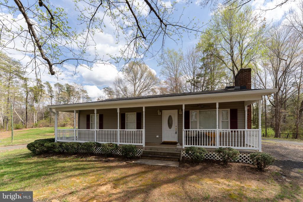 13217 UNION CHURCH RD, SUMERDUCK, Virginia, 3 Bedrooms Bedrooms, ,2 BathroomsBathrooms,Residential,13217 UNION CHURCH RD,VAFQ2021014 MLS # VAFQ2021014