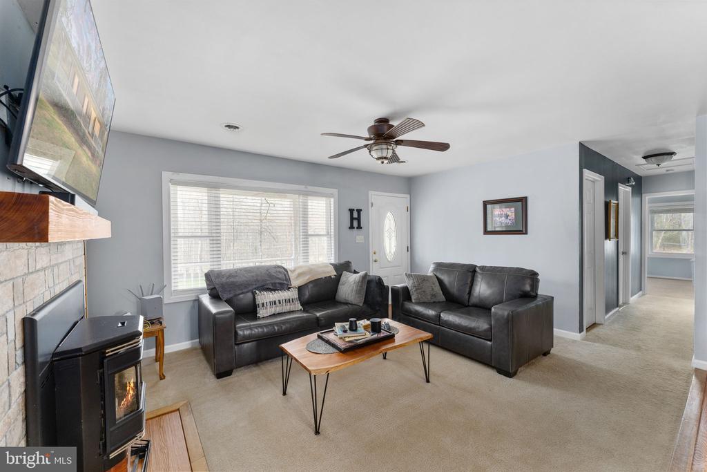 13217 UNION CHURCH RD, SUMERDUCK, Virginia, 3 Bedrooms Bedrooms, ,2 BathroomsBathrooms,Residential,13217 UNION CHURCH RD,VAFQ2021014 MLS # VAFQ2021014