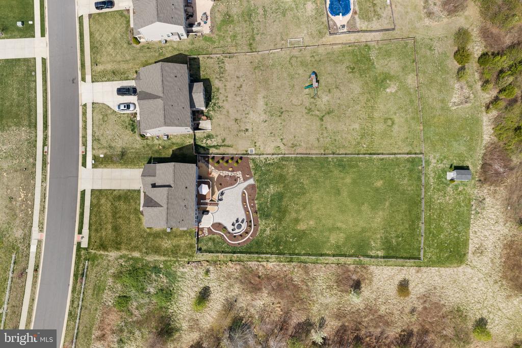 10419 ASPEN HIGHLANDS DR, SPOTSYLVANIA, Virginia 22553, 5 Bedrooms Bedrooms, ,4 BathroomsBathrooms,Residential,10419 ASPEN HIGHLANDS DR,VASP2040250 MLS # VASP2040250