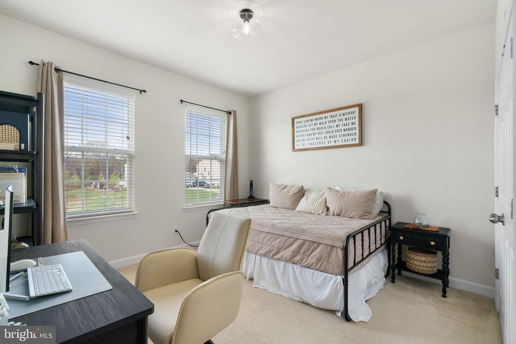 10419 ASPEN HIGHLANDS DR, SPOTSYLVANIA, Virginia 22553, 5 Bedrooms Bedrooms, ,4 BathroomsBathrooms,Residential,10419 ASPEN HIGHLANDS DR,VASP2040250 MLS # VASP2040250