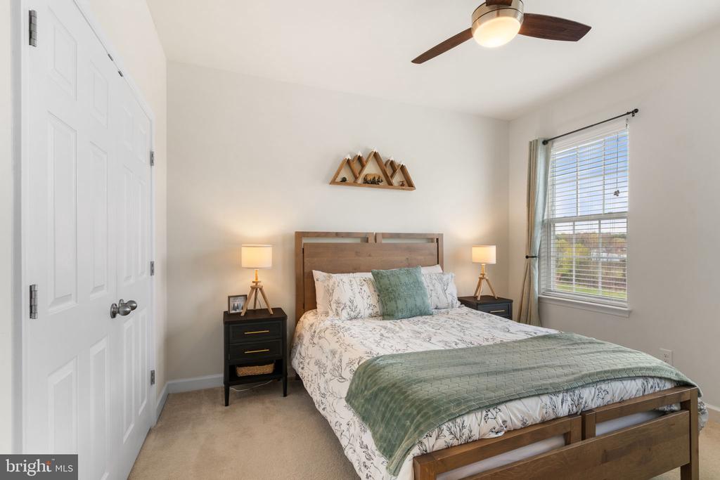 10419 ASPEN HIGHLANDS DR, SPOTSYLVANIA, Virginia 22553, 5 Bedrooms Bedrooms, ,4 BathroomsBathrooms,Residential,10419 ASPEN HIGHLANDS DR,VASP2040250 MLS # VASP2040250