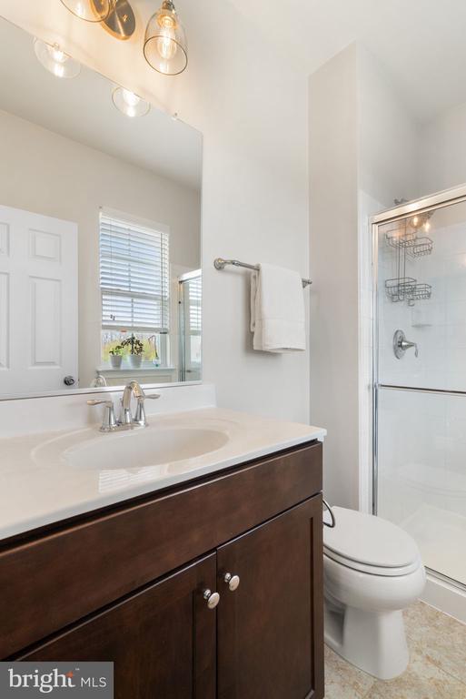 10419 ASPEN HIGHLANDS DR, SPOTSYLVANIA, Virginia 22553, 5 Bedrooms Bedrooms, ,4 BathroomsBathrooms,Residential,10419 ASPEN HIGHLANDS DR,VASP2040250 MLS # VASP2040250