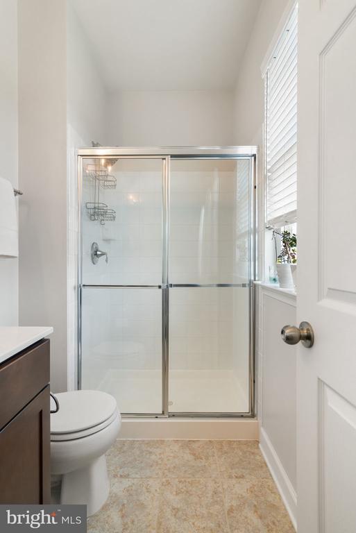 10419 ASPEN HIGHLANDS DR, SPOTSYLVANIA, Virginia 22553, 5 Bedrooms Bedrooms, ,4 BathroomsBathrooms,Residential,10419 ASPEN HIGHLANDS DR,VASP2040250 MLS # VASP2040250