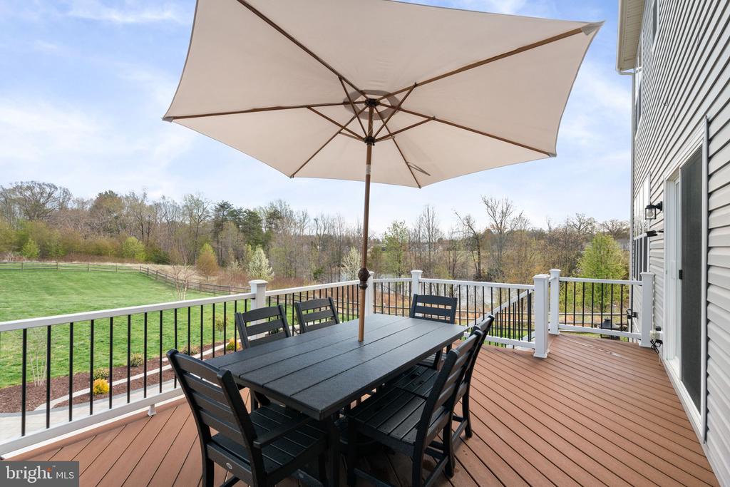 10419 ASPEN HIGHLANDS DR, SPOTSYLVANIA, Virginia 22553, 5 Bedrooms Bedrooms, ,4 BathroomsBathrooms,Residential,10419 ASPEN HIGHLANDS DR,VASP2040250 MLS # VASP2040250