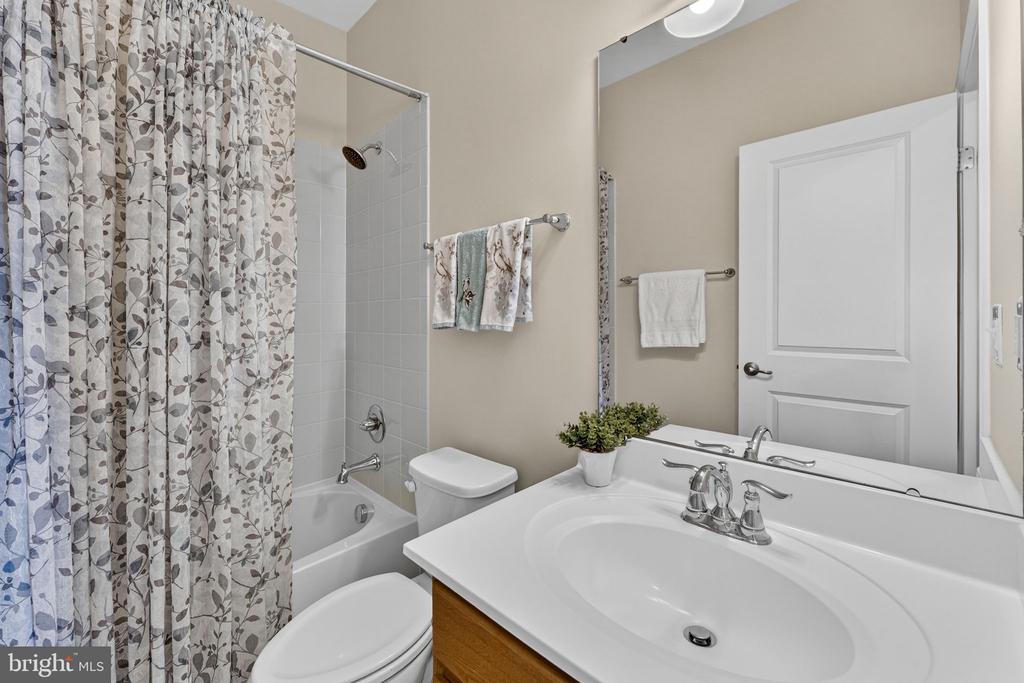 12115 MAJESTIC PL, CULPEPER, Virginia 22701, 3 Bedrooms Bedrooms, ,2 BathroomsBathrooms,Residential,12115 MAJESTIC PL,VACU2013066 MLS # VACU2013066