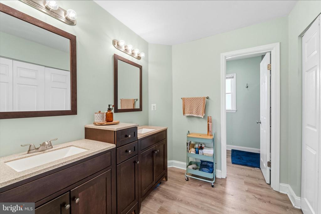 9107 GRASTY GOLD MINE RD, RHOADESVILLE, Virginia 22542, 4 Bedrooms Bedrooms, ,3 BathroomsBathrooms,Residential,9107 GRASTY GOLD MINE RD,VAOR2013664 MLS # VAOR2013664 9107 GRASTY GOLD MINE RD, RHOADESVILLE, Virginia 22542, 4 Bedrooms Bedrooms, ,3 BathroomsBathrooms,Residential,9107 GRASTY GOLD MINE RD,VAOR2013664 MLS # VAOR2013664