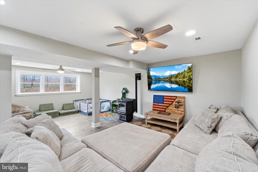 9107 GRASTY GOLD MINE RD, RHOADESVILLE, Virginia 22542, 4 Bedrooms Bedrooms, ,3 BathroomsBathrooms,Residential,9107 GRASTY GOLD MINE RD,VAOR2013664 MLS # VAOR2013664 9107 GRASTY GOLD MINE RD, RHOADESVILLE, Virginia 22542, 4 Bedrooms Bedrooms, ,3 BathroomsBathrooms,Residential,9107 GRASTY GOLD MINE RD,VAOR2013664 MLS # VAOR2013664