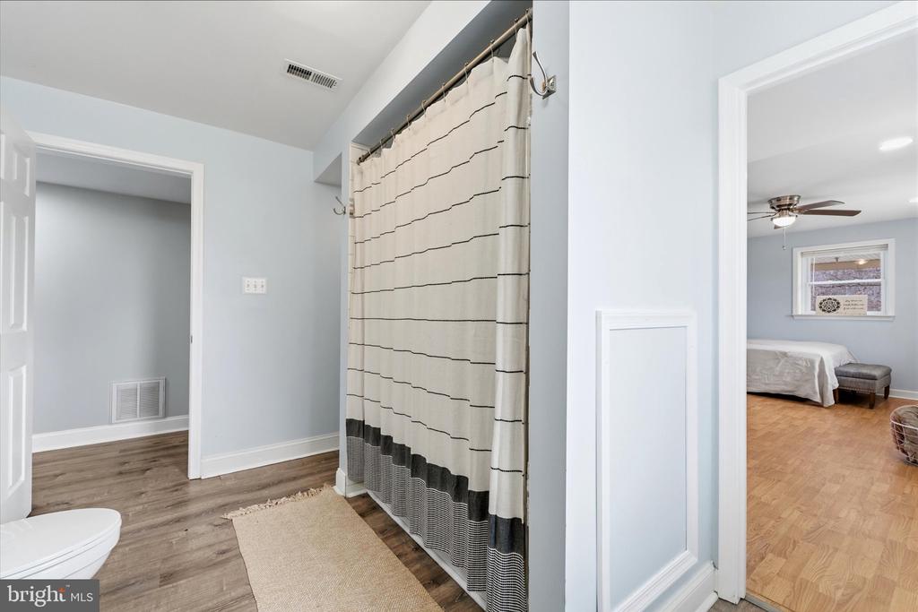 9107 GRASTY GOLD MINE RD, RHOADESVILLE, Virginia 22542, 4 Bedrooms Bedrooms, ,3 BathroomsBathrooms,Residential,9107 GRASTY GOLD MINE RD,VAOR2013664 MLS # VAOR2013664 9107 GRASTY GOLD MINE RD, RHOADESVILLE, Virginia 22542, 4 Bedrooms Bedrooms, ,3 BathroomsBathrooms,Residential,9107 GRASTY GOLD MINE RD,VAOR2013664 MLS # VAOR2013664