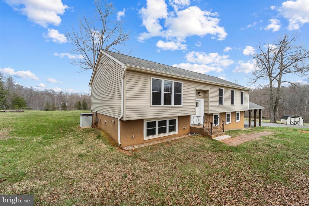 9107 GRASTY GOLD MINE RD, RHOADESVILLE, Virginia 22542, 4 Bedrooms Bedrooms, ,3 BathroomsBathrooms,Residential,9107 GRASTY GOLD MINE RD,VAOR2013664 MLS # VAOR2013664 9107 GRASTY GOLD MINE RD, RHOADESVILLE, Virginia 22542, 4 Bedrooms Bedrooms, ,3 BathroomsBathrooms,Residential,9107 GRASTY GOLD MINE RD,VAOR2013664 MLS # VAOR2013664