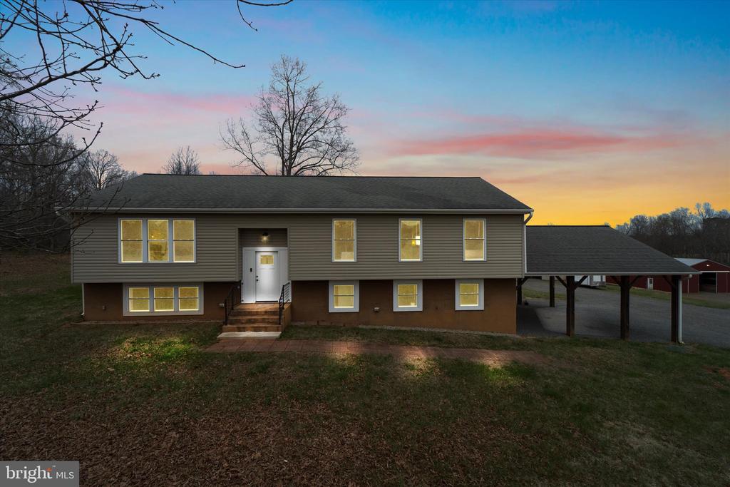 9107 GRASTY GOLD MINE RD, RHOADESVILLE, Virginia 22542, 4 Bedrooms Bedrooms, ,3 BathroomsBathrooms,Residential,9107 GRASTY GOLD MINE RD,VAOR2013664 MLS # VAOR2013664 9107 GRASTY GOLD MINE RD, RHOADESVILLE, Virginia 22542, 4 Bedrooms Bedrooms, ,3 BathroomsBathrooms,Residential,9107 GRASTY GOLD MINE RD,VAOR2013664 MLS # VAOR2013664