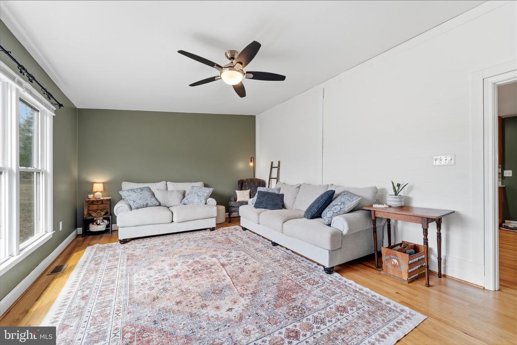 9107 GRASTY GOLD MINE RD, RHOADESVILLE, Virginia 22542, 4 Bedrooms Bedrooms, ,3 BathroomsBathrooms,Residential,9107 GRASTY GOLD MINE RD,VAOR2013664 MLS # VAOR2013664 9107 GRASTY GOLD MINE RD, RHOADESVILLE, Virginia 22542, 4 Bedrooms Bedrooms, ,3 BathroomsBathrooms,Residential,9107 GRASTY GOLD MINE RD,VAOR2013664 MLS # VAOR2013664