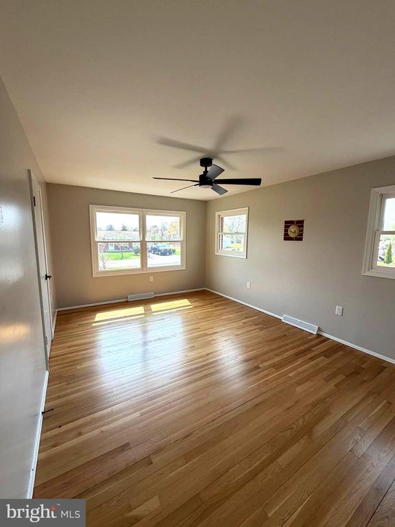 7183 OAK DR, REVA, Virginia 22735, 3 Bedrooms Bedrooms, ,1 BathroomBathrooms,Residential,7183 OAK DR,VACU2013110 MLS # VACU2013110