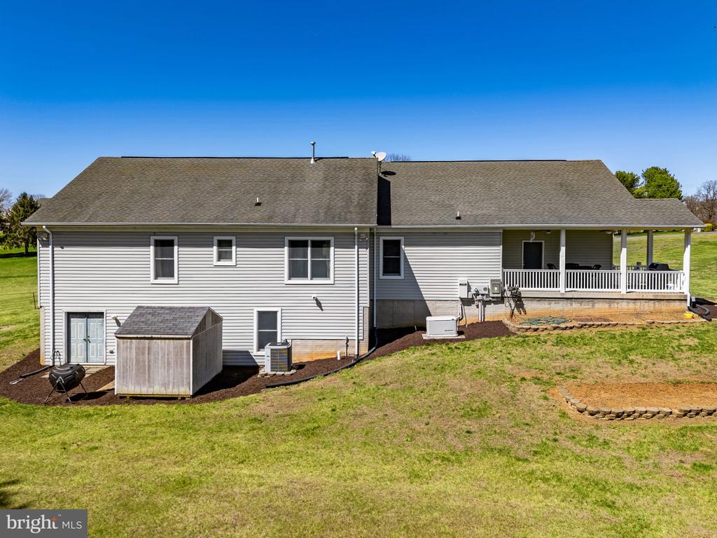 7453 OPAL RD, WARRENTON, Virginia 20186, 4 Bedrooms Bedrooms, ,2 BathroomsBathrooms,Residential,7453 OPAL RD,VAFQ2021174 MLS # VAFQ2021174