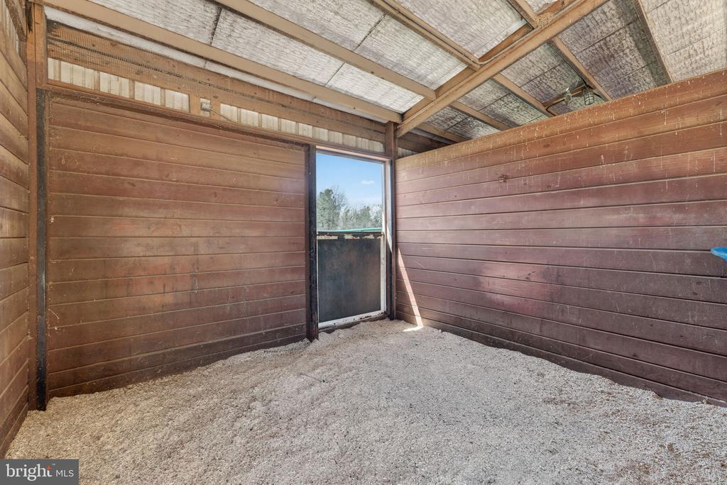 7453 OPAL RD, WARRENTON, Virginia 20186, 4 Bedrooms Bedrooms, ,2 BathroomsBathrooms,Residential,7453 OPAL RD,VAFQ2021174 MLS # VAFQ2021174