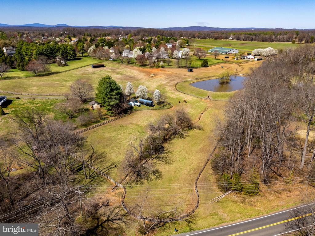 7453 OPAL RD, WARRENTON, Virginia 20186, 4 Bedrooms Bedrooms, ,2 BathroomsBathrooms,Residential,7453 OPAL RD,VAFQ2021174 MLS # VAFQ2021174