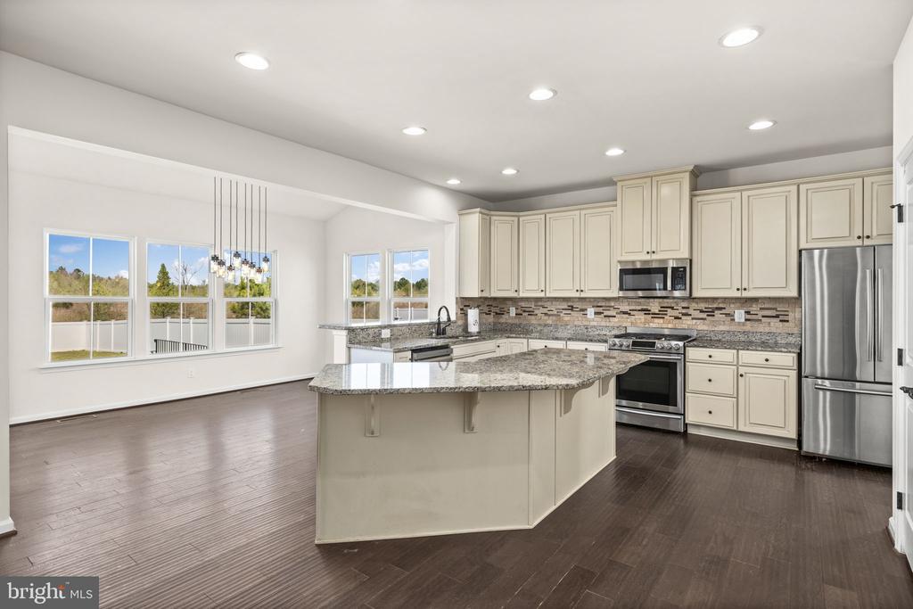 10420 NAPOLEON ST, FREDERICKSBURG, Virginia 22408, 6 Bedrooms Bedrooms, ,3 BathroomsBathrooms,Residential,10420 NAPOLEON ST,VASP2039936 MLS # VASP2039936