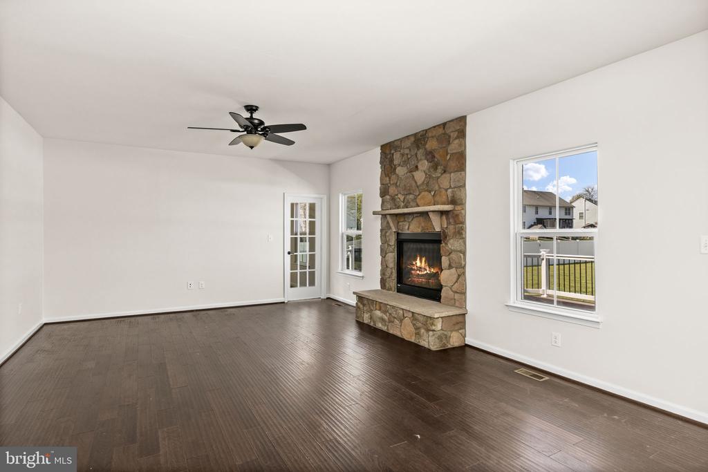 10420 NAPOLEON ST, FREDERICKSBURG, Virginia 22408, 6 Bedrooms Bedrooms, ,3 BathroomsBathrooms,Residential,10420 NAPOLEON ST,VASP2039936 MLS # VASP2039936