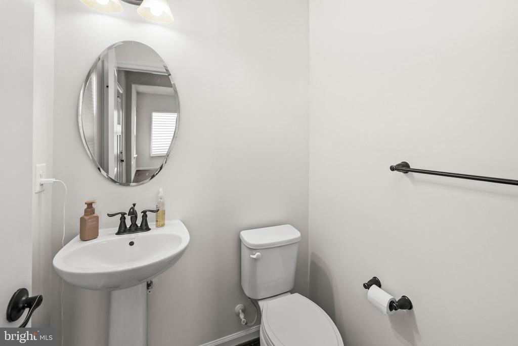 10420 NAPOLEON ST, FREDERICKSBURG, Virginia 22408, 6 Bedrooms Bedrooms, ,3 BathroomsBathrooms,Residential,10420 NAPOLEON ST,VASP2039936 MLS # VASP2039936